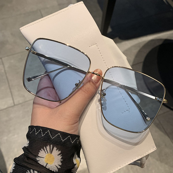 Aktuālās sieviešu brilles kvadrāta formā ar metāla rāmi