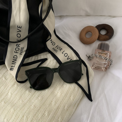 Модерни дамски очила с пластмасови рамки