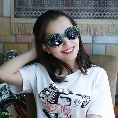 Нов модел слънчеви очила няколко цвята за жени