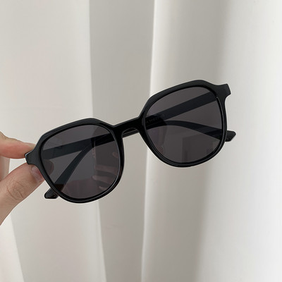 Καθημερινά γυναικεία γυαλιά ηλίου - σε διάφορα χρώματα