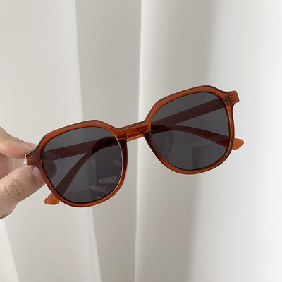 Καθημερινά γυναικεία γυαλιά ηλίου - σε διάφορα χρώματα