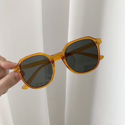 Καθημερινά γυναικεία γυαλιά ηλίου - σε διάφορα χρώματα