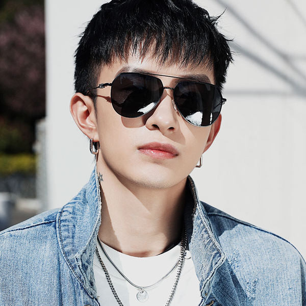 Слънчеви мъжки очила с тънка рамка 