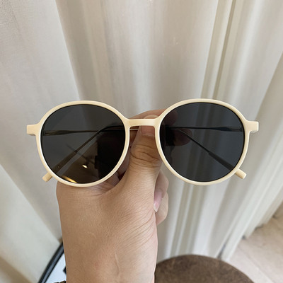 Ženske ležerne naočale ovalnog oblika