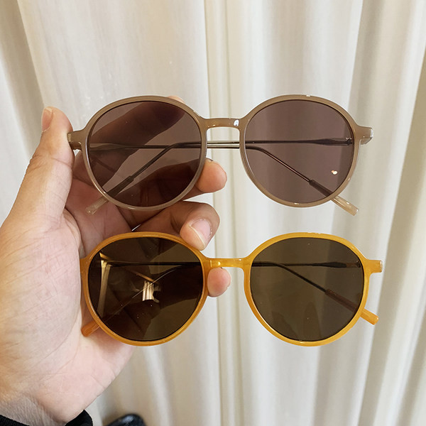 Ženske ležerne naočale ovalnog oblika