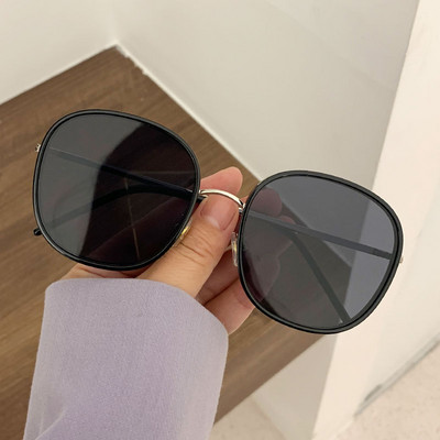 Нов модел дамски ултравиолетови очила с тънки рамки