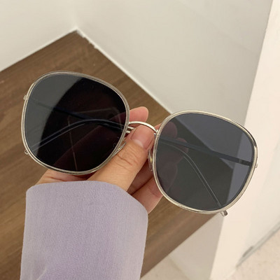 Нов модел дамски ултравиолетови очила с тънки рамки