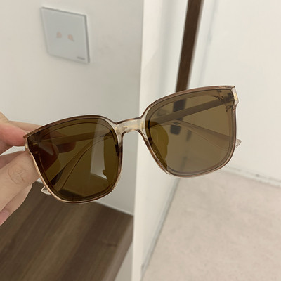 Поляризирани дамски очила с квадратна форма - ретро стил