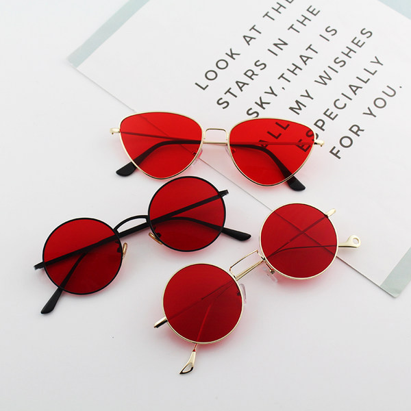 Sieviešu brilles ar plānu rāmi - divi modeļi