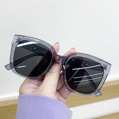 Дамски слънчеви очила с квадратна форма ретро стил