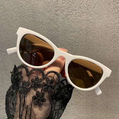 Sieviešu saulesbrilles tipa kaķa acs