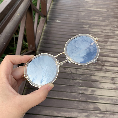 Sieviešu ovālas saulesbrilles ar UV aizsardzību