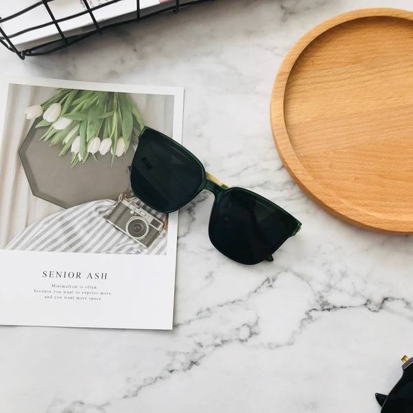 Unisex saulesbrilles ar kvadrātveida formu