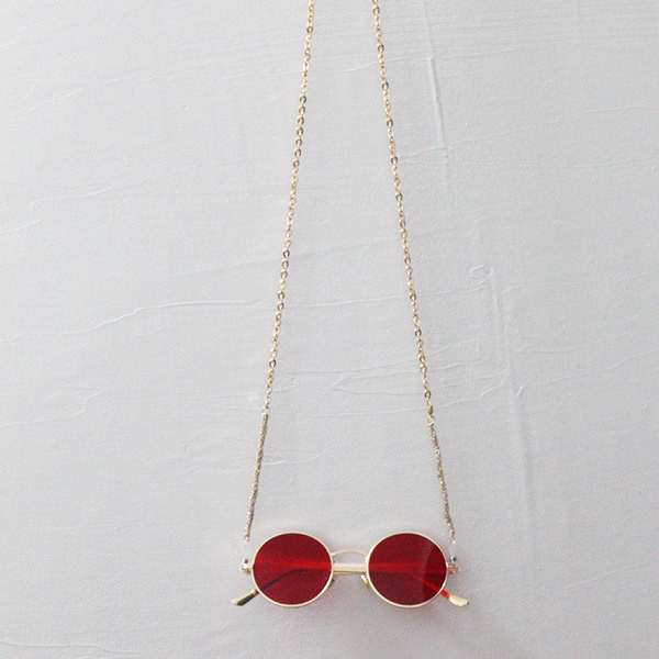 Sieviešu brilles ar plānu rāmi trīs krāsās