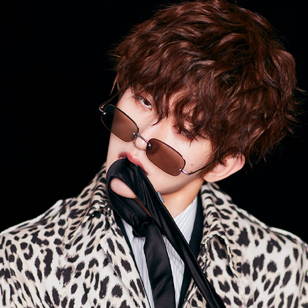 Novi model muških naočala sa tankim okvirom