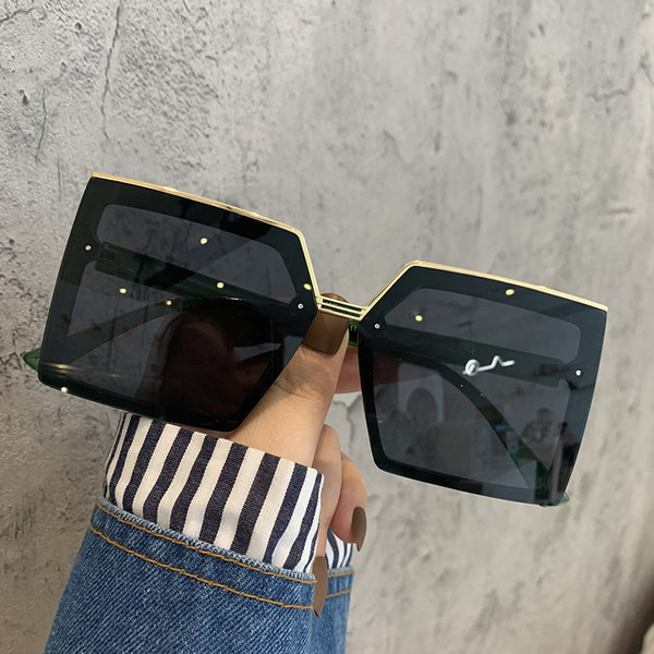 Дамски стилни квадратни очила с тънка рамка