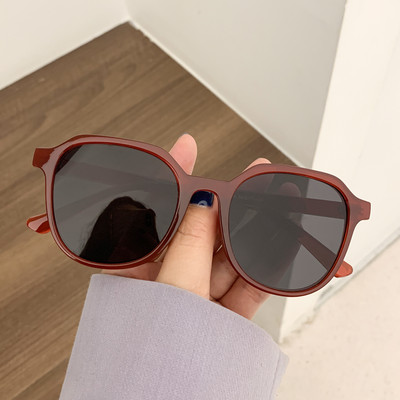 Modes saulesbrilles ar kvadrātveida formu-retro stilu sievietēm