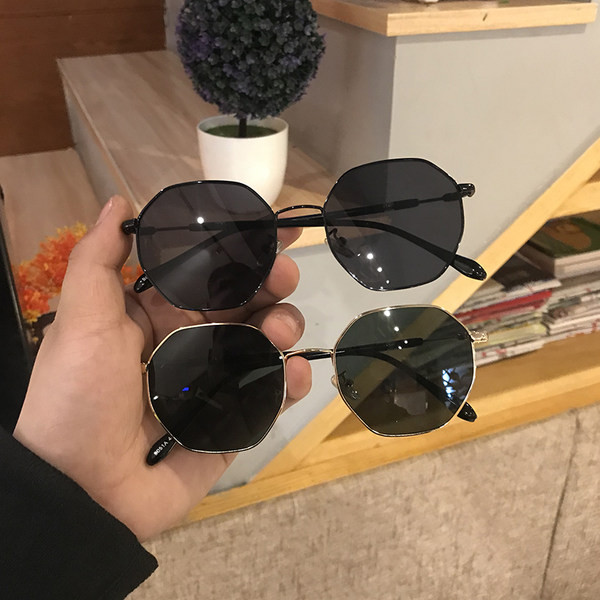 Jauns apaļo saulesbriļļu modelis ar metāla rāmi