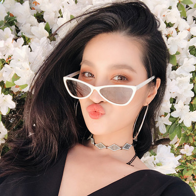 Jauns retro briļļu modelis sievietēm kaķa acs formā