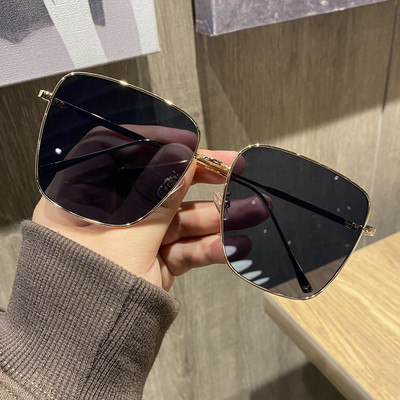 Jauns sieviešu briļļu modelis ar plāniem rāmjiem - vairākas krāsas