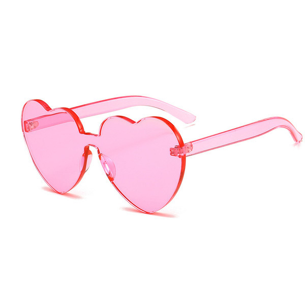 Ochelari de soare în formă de inimă pentru femei