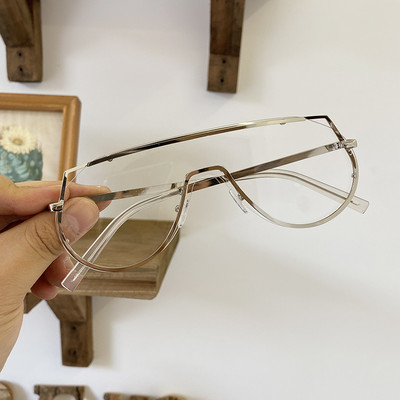 Ochelari de soare moderni tip masca