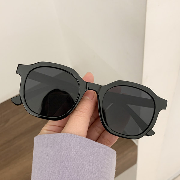 Ochelari de soare de dama cu protectie UV - stil retro