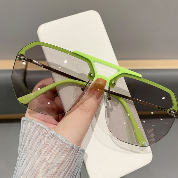 Sieviešu ikdienas ovālas brilles ar plānu rāmi