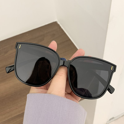 Jauns polarizēto saulesbriļļu modelis vairākās krāsās