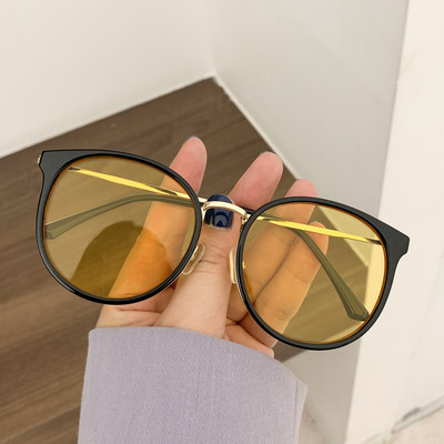 Modernas apaļas saulesbrilles sievietēm