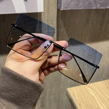 Стилни дамски  квадратни очила с тънка рамка