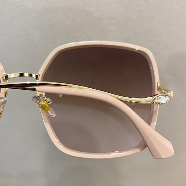 Ochelari pătrați de damă cu ramă subțire - culori diferite