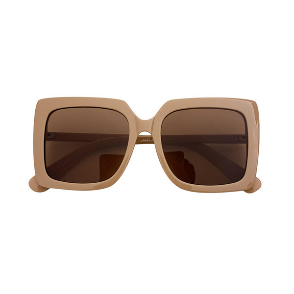 Ochelari de soare moderni de dama cu forma patrata - stil retro