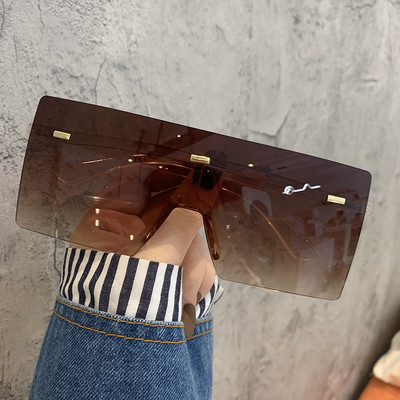 Sieviešu stilīgs kvadrātveida saulesbriļļu modelis