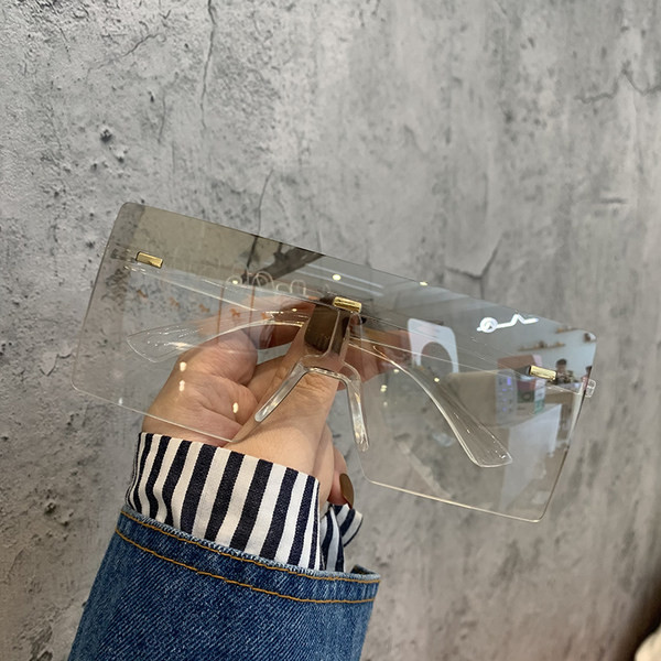 Sieviešu stilīgs kvadrātveida saulesbriļļu modelis