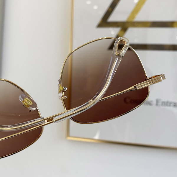 Model nou de ochelari unisex cu rama metalica subtire