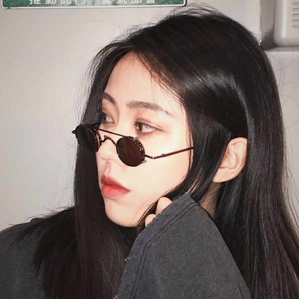 Ochelari de dama model retro cu rame subtiri