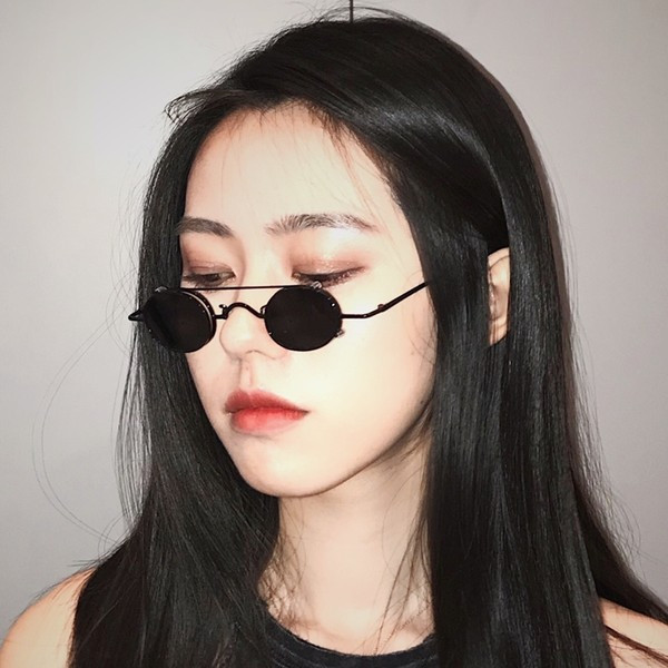 Ochelari de dama model retro cu rame subtiri