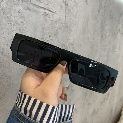 Model nou de ochelari casual de dama in forma dreptunghiulara