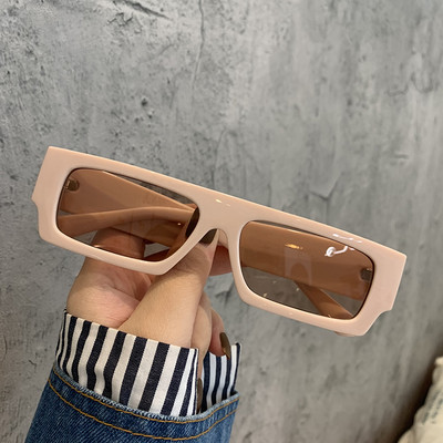 Model nou de ochelari casual de dama in forma dreptunghiulara