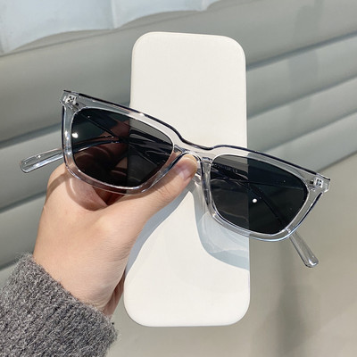 Jauns sieviešu briļļu modelis ar krāsainu rāmi