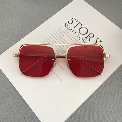 Elegantas sieviešu brilles ar plānu metāla rāmi