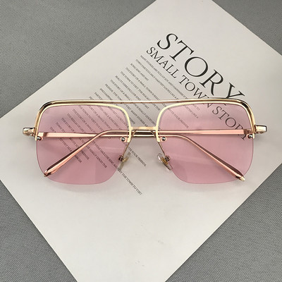 Elegantas sieviešu brilles ar plānu metāla rāmi