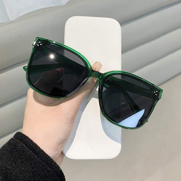 Sieviešu ikdienas brilles ar krāsainu rāmi