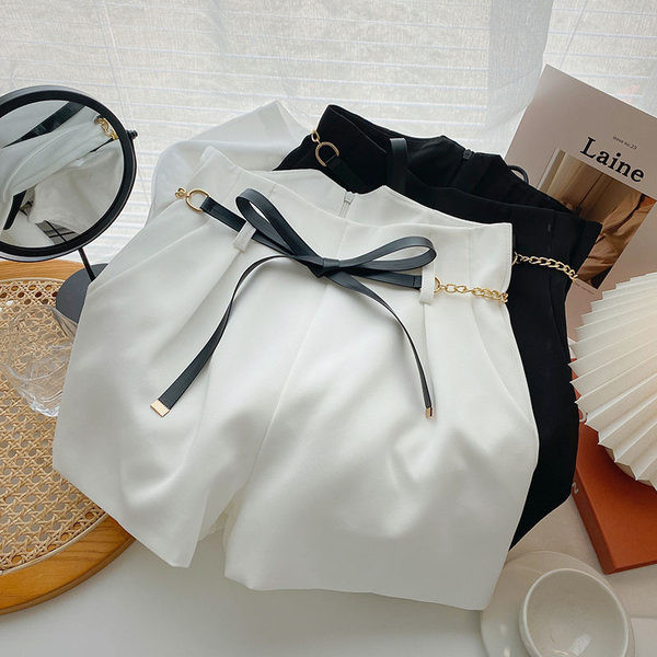 Pantaloni scurți model nou cu model lat cu centură