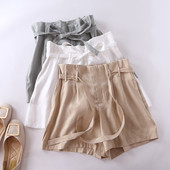 Sieviešu šorti ar augstu vidukli un jostu