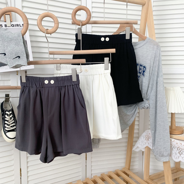 Ikdienas sieviešu šorti ar elastīgu jostasvietu