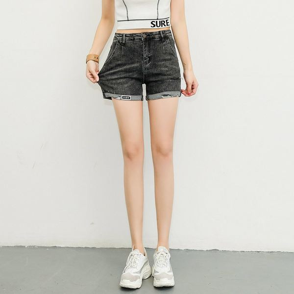 Pantaloni scurti eleganti de dama cu talie inalta