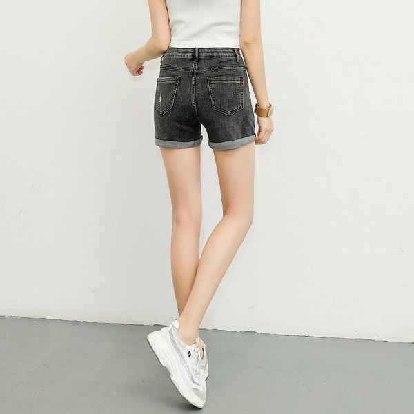 Pantaloni scurti eleganti de dama cu talie inalta