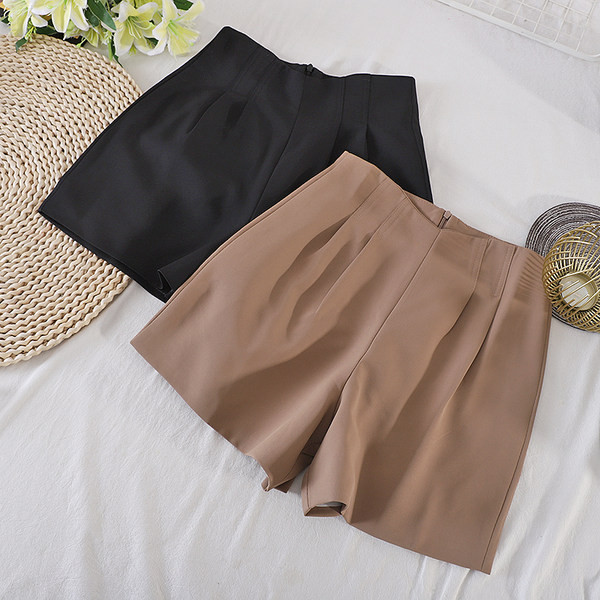 Sieviešu šorti ar augstu vidukli un rāvējslēdzēju trīs krāsās